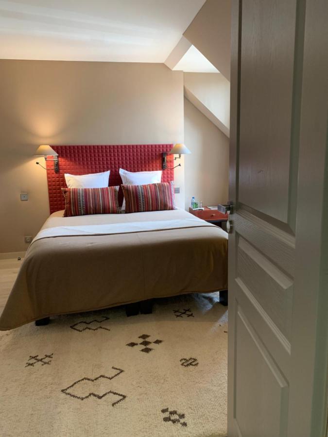 Km 41 Hotel Chaumont-sur-Tharonne Buitenkant foto